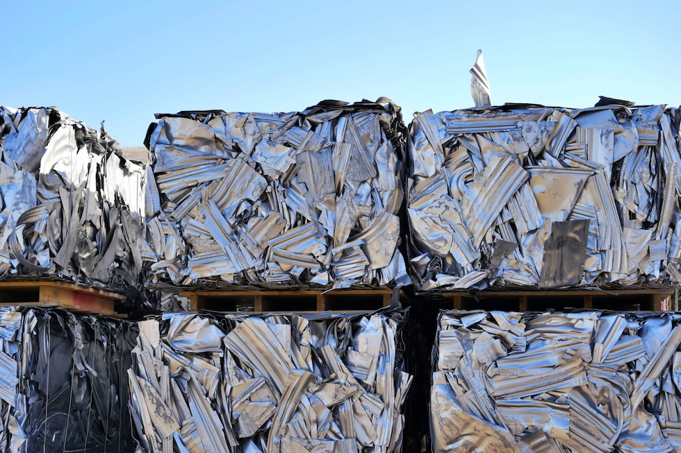 少量の鉄くずから大量スクラップまで対応