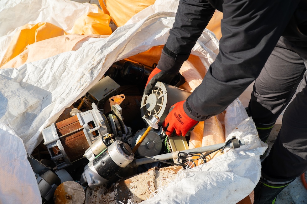 鉄をはじめとする幅広い回収品目